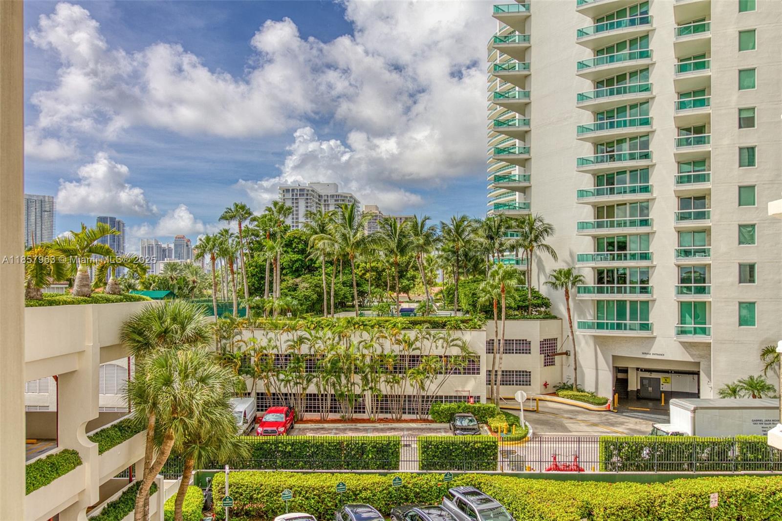 Photo of 20185 Country Club Dr  #1709, Aventura, Florida, 33180 - 