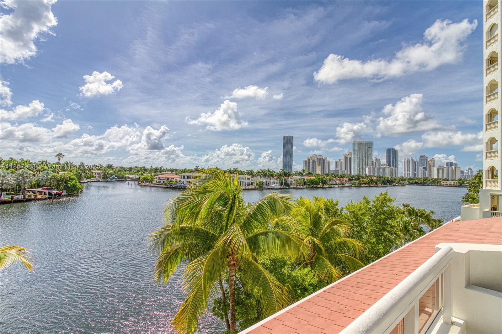 Photo of 20185 Country Club Dr  #1709, Aventura, Florida, 33180 - 