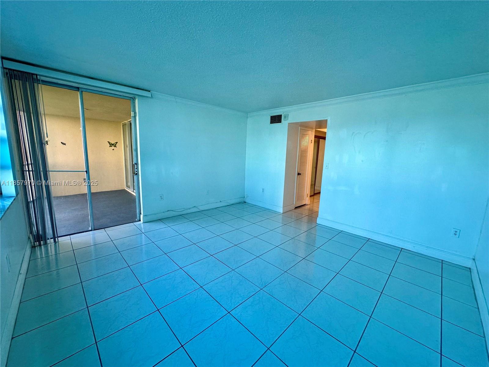 105-1 2 / 2 1317 sq. ft. $ 2025-08-13 0 Photo