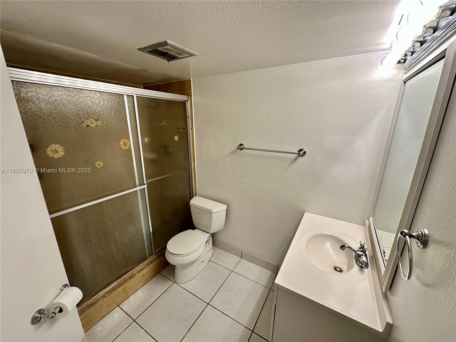 105-1 2 / 2 1317 sq. ft. $ 2025-08-13 0 Photo