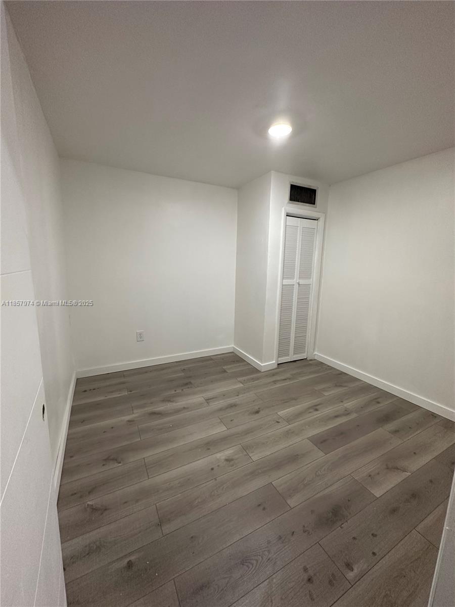   /   sq. ft. $ 2025-08-13 0 Photo