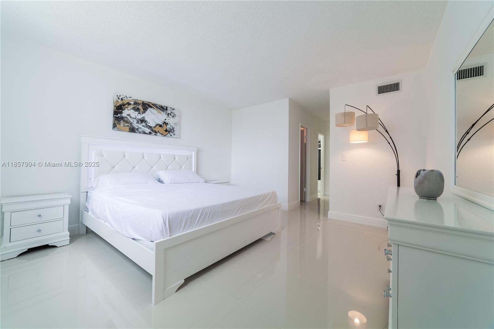Photo of 19390 Collins Ave  #419, Sunny Isles Beach, Florida, 33160 - 