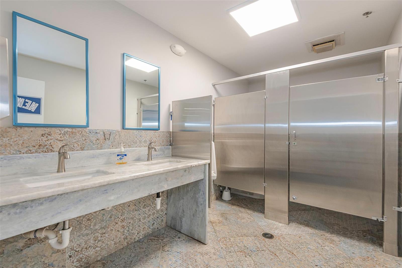   / 0  sq. ft. $ 2026-06-15 0 Photo