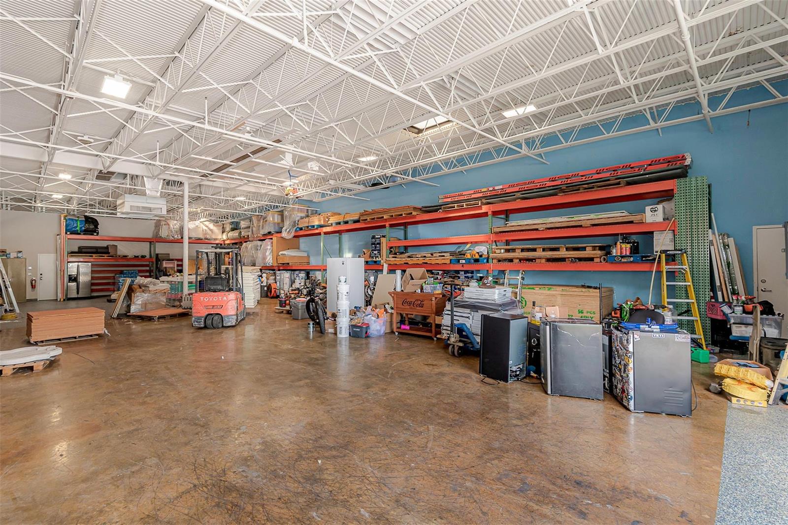   / 0  sq. ft. $ 2026-06-15 0 Photo