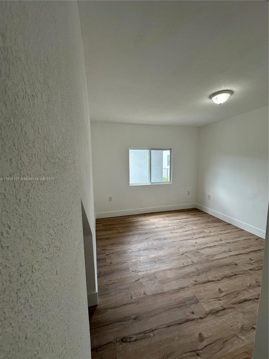 See details / 2888 sq. ft. $ 2025-08-13 0 Photo