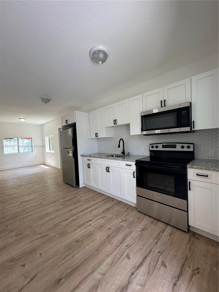See details / 2888 sq. ft. $ 2025-08-13 0 Photo