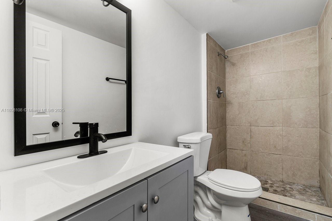   /  10224 sq. ft. $ 2025-08-13 0 Photo