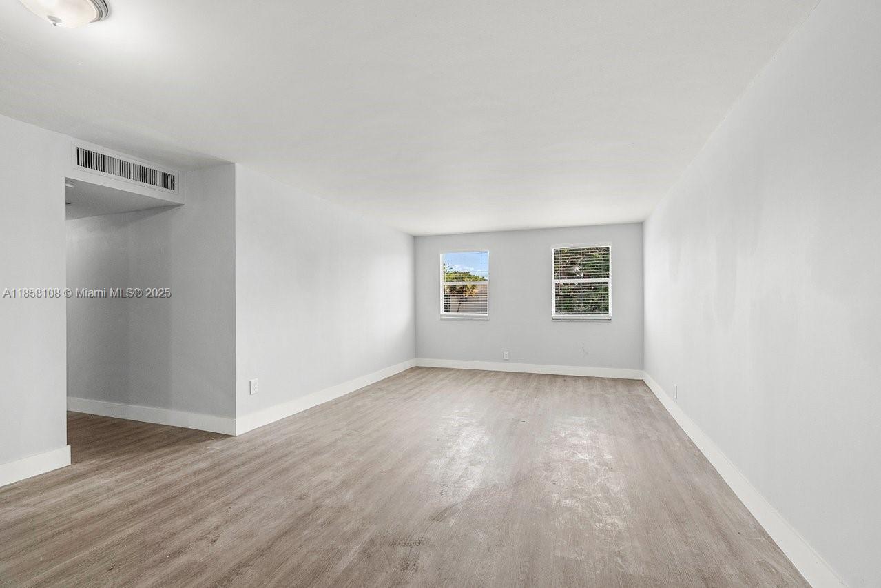   /  10224 sq. ft. $ 2025-08-13 0 Photo