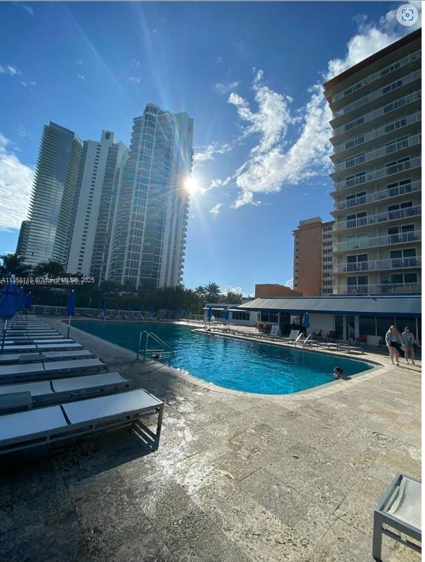 Photo of 19201 Collins Ave  #611, Sunny Isles Beach, Florida, 33160 - 