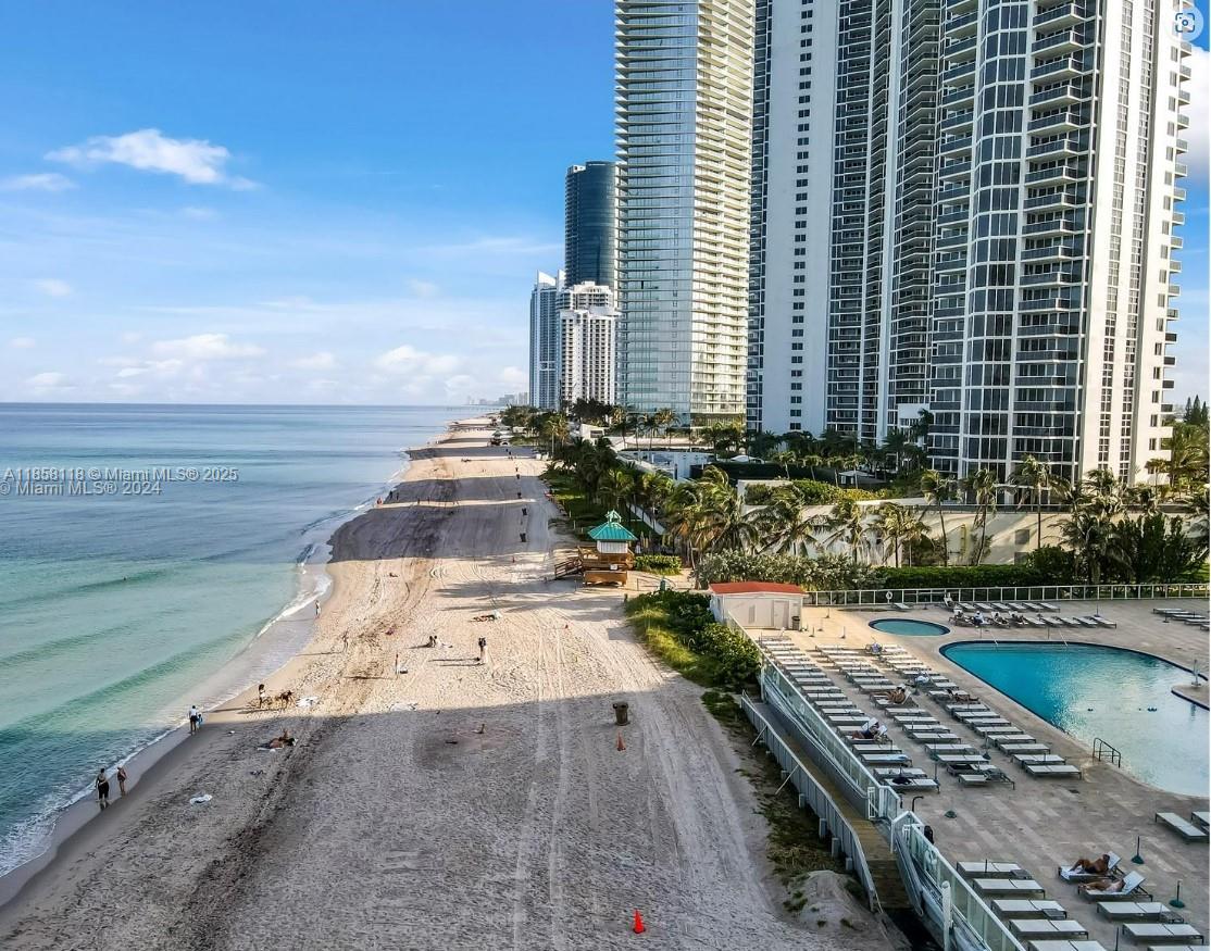 Photo of 19201 Collins Ave  #611, Sunny Isles Beach, Florida, 33160 - 