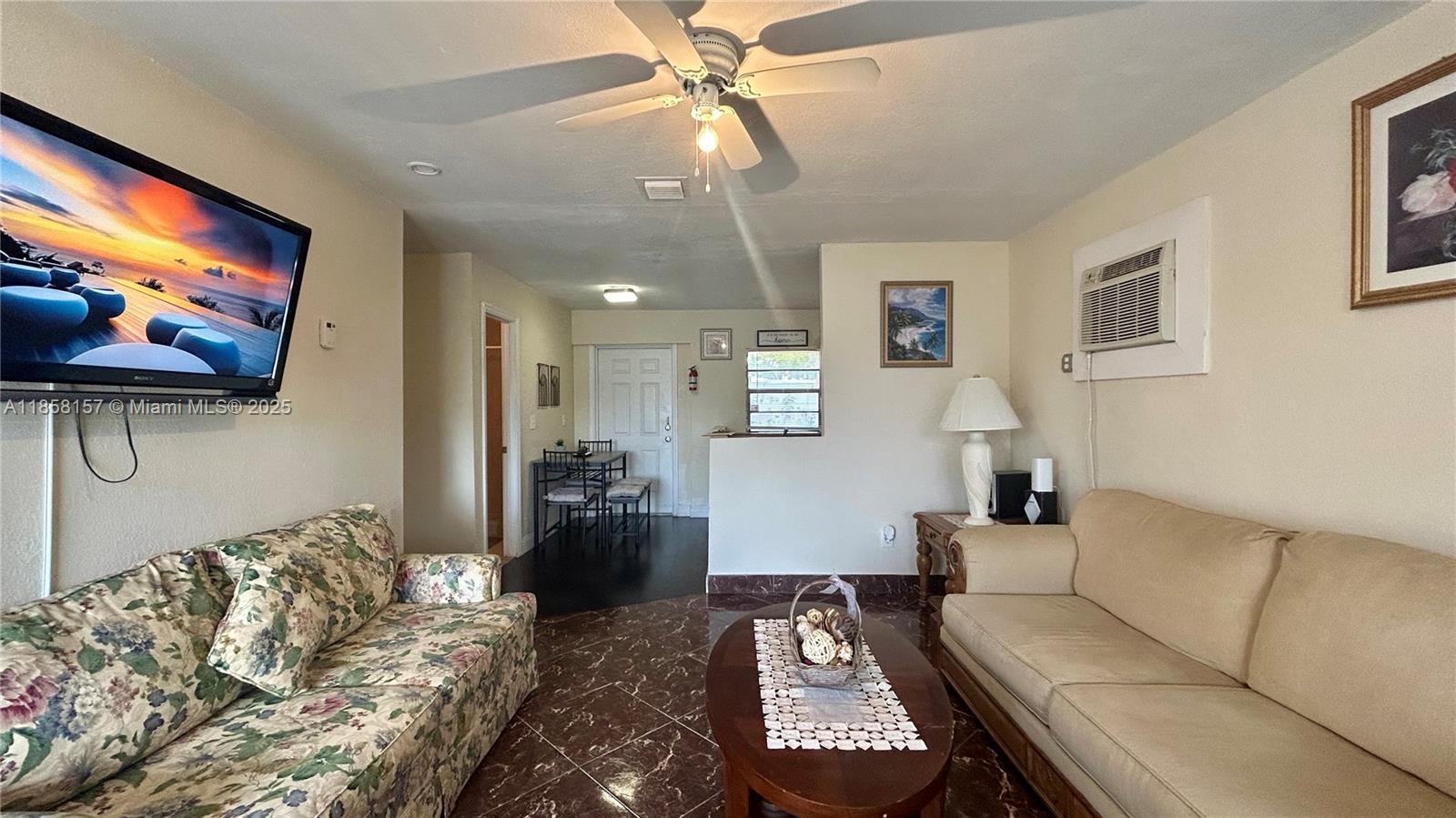 See details 3282 3 / 2 936 sq. ft. $ 2025-08-13 0 Photo