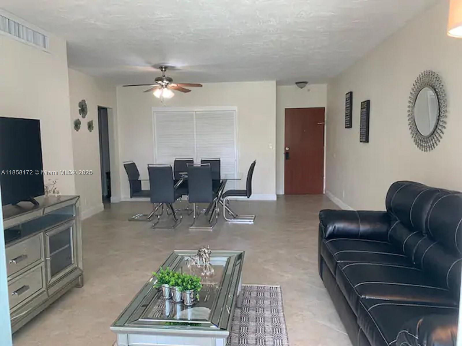 Photo of 3801 Ocean Dr  #3U, Hollywood, Florida, 33019 - 