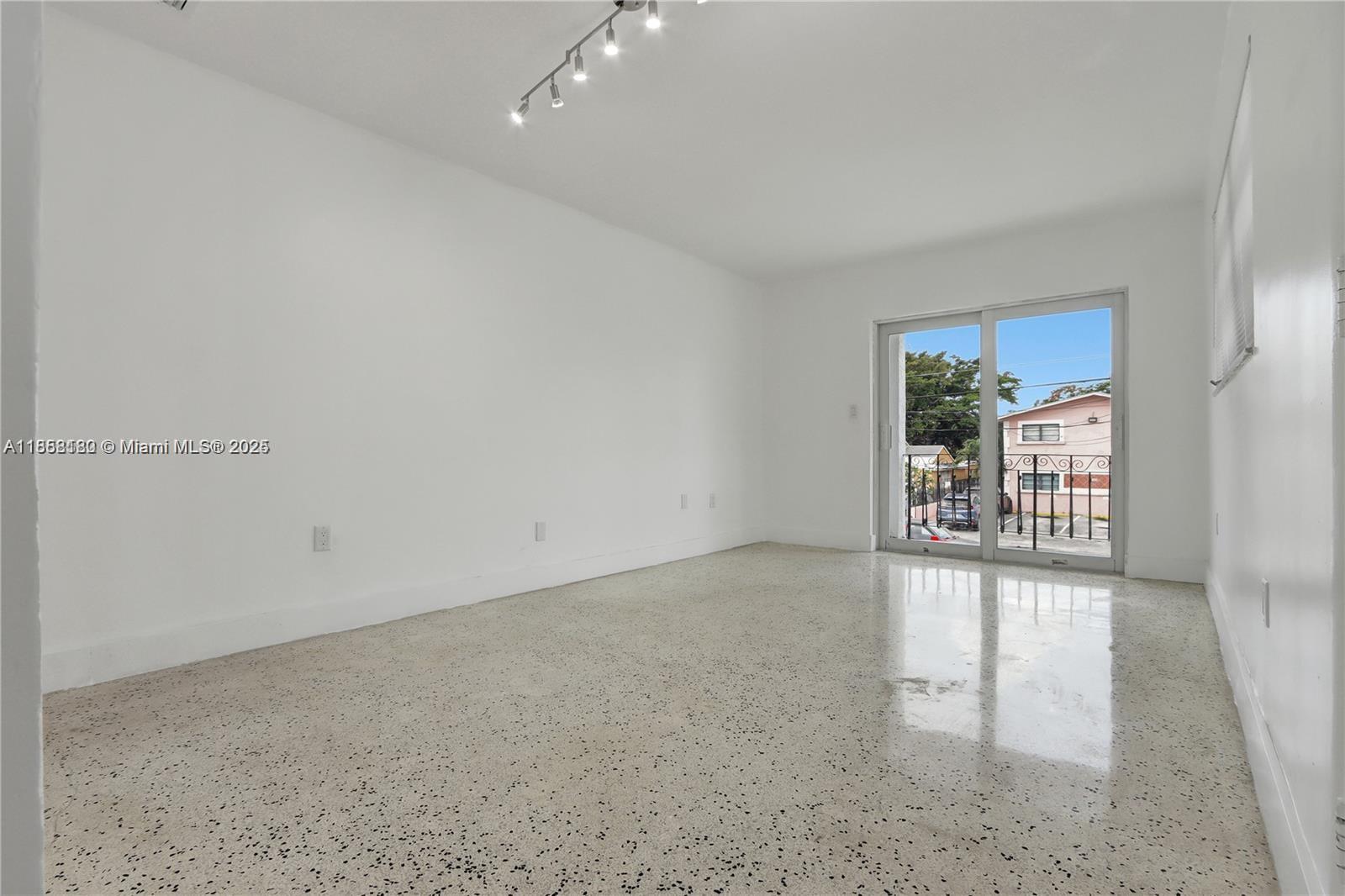   /  3462 sq. ft. $ 2025-08-13 0 Photo