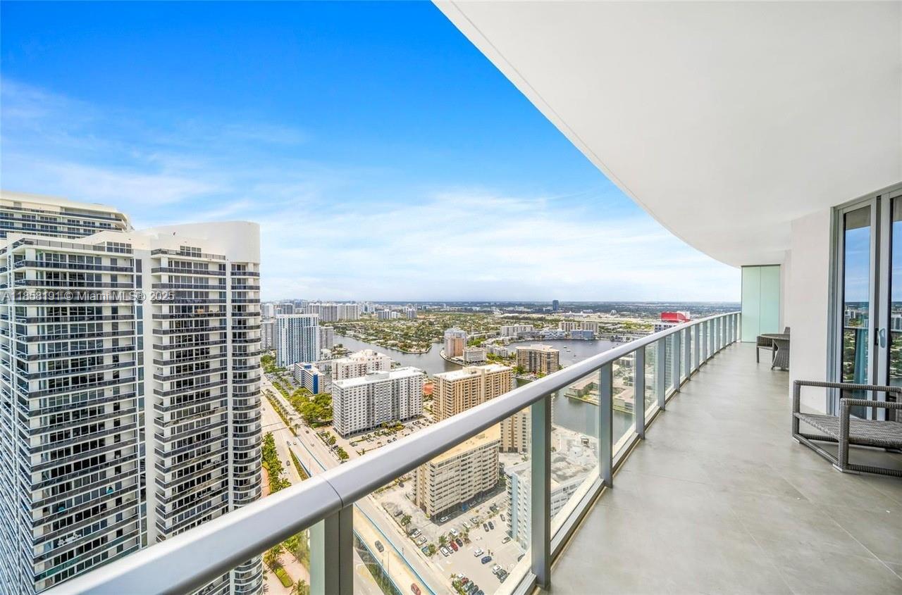 2607 1 / 1 852 sq. ft. $ 2025-08-13 0 foto