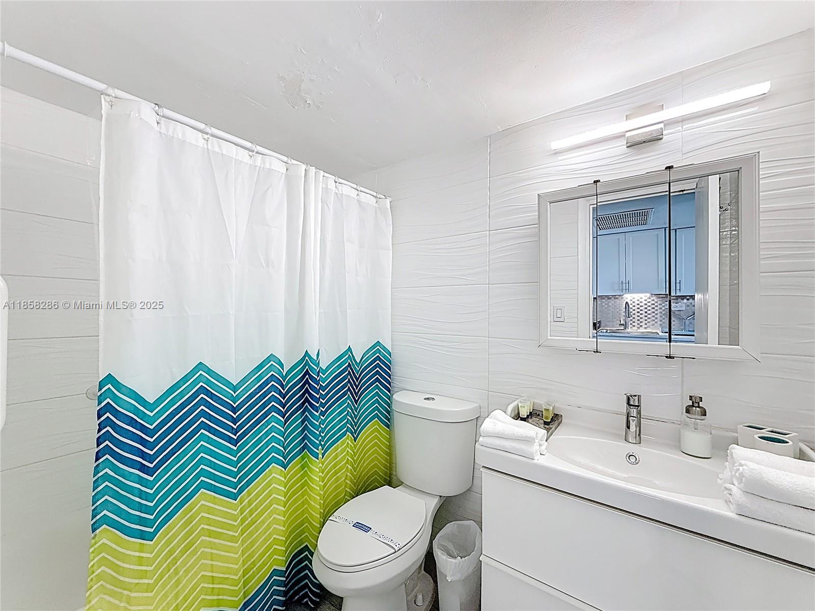 Photo of 19201 Collins Ave  #636, Sunny Isles Beach, Florida, 33160 - 