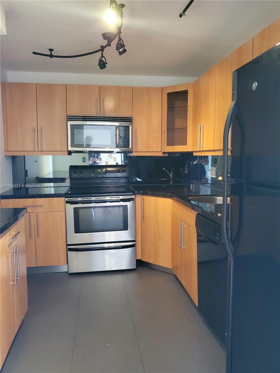 Photo of 400 Kings Point Dr  #421, Sunny Isles Beach, Florida, 33160 - 