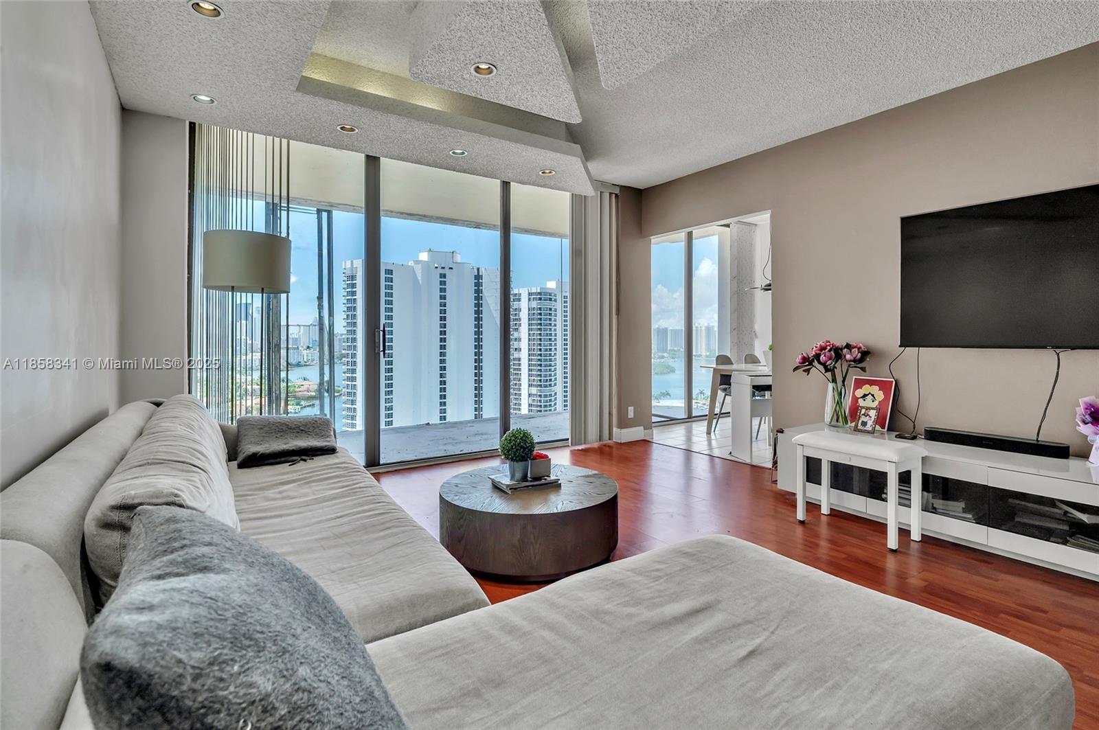 Photo of 19355 Turnberry Way  #19F, Aventura, Florida, 33180 - 