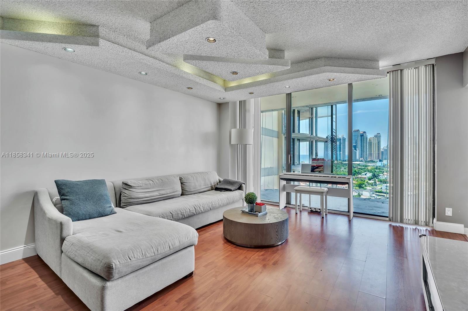 Photo of 19355 Turnberry Way #19F, Aventura, Florida, 33180 -
