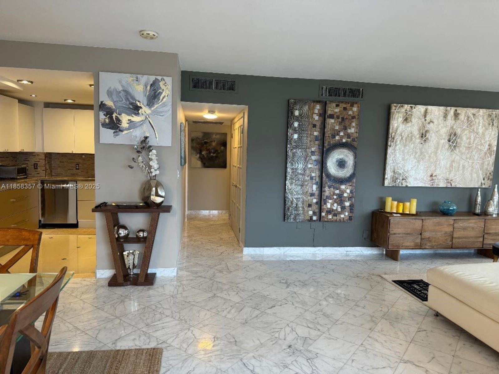 PHP 2 / 2 1380 sq. ft. $ 2025-08-13 0 Photo