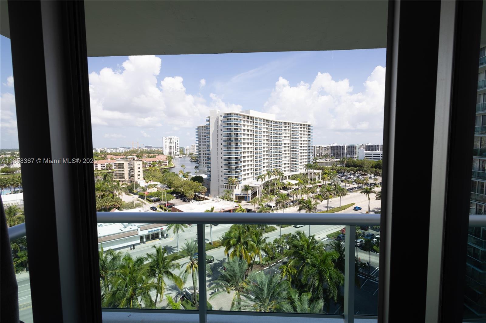 Photo of 3901 Ocean Dr  #11P, Hollywood, Florida, 33019 - 