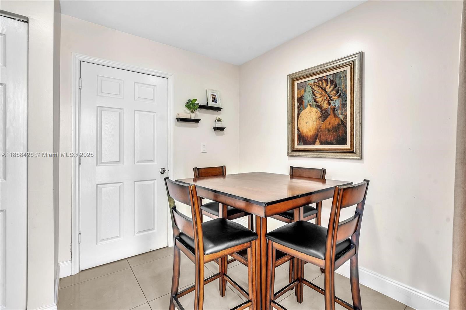   /  1250 sq. ft. $ 2025-08-13 0 Photo