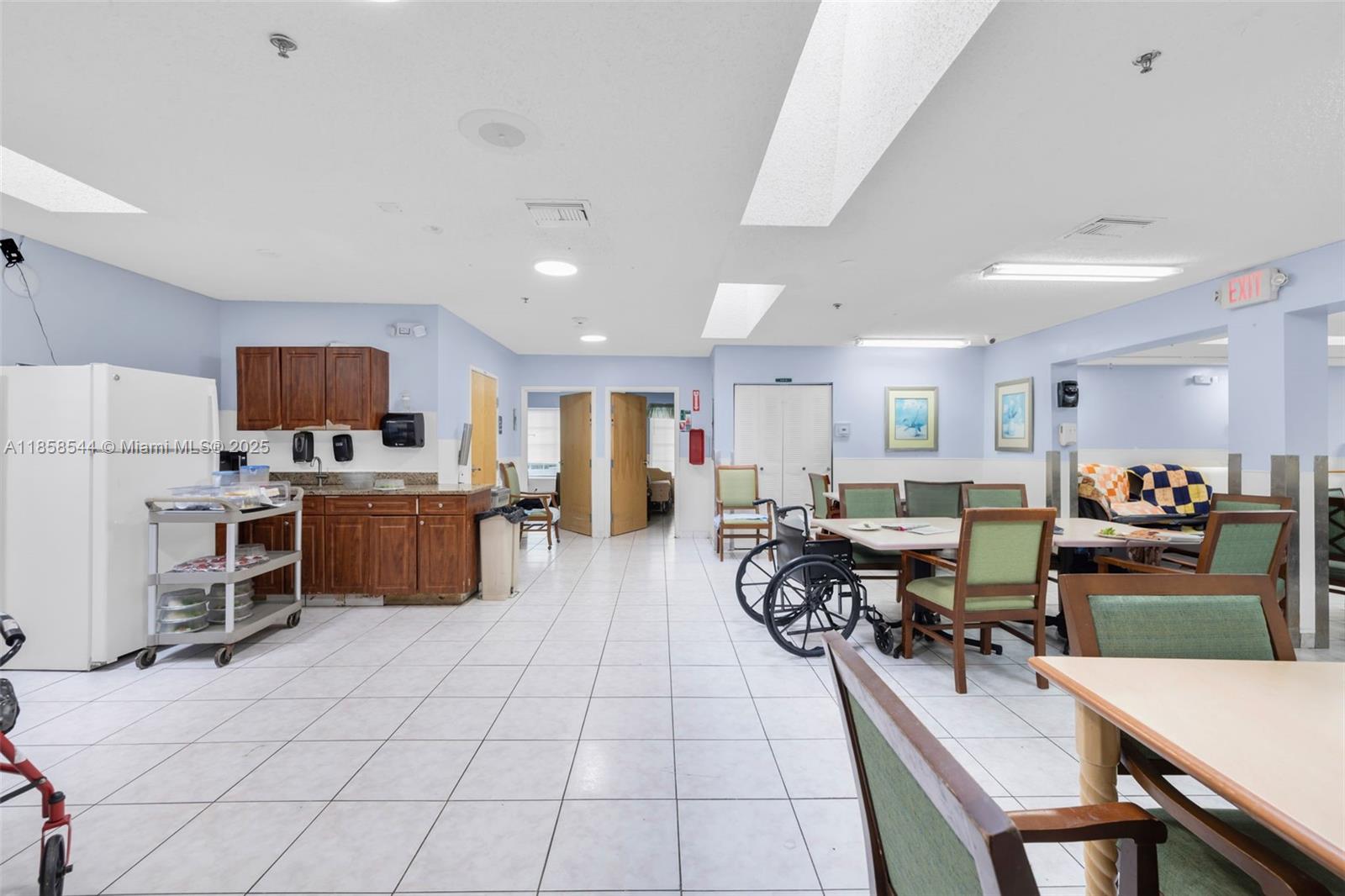   /   sq. ft. $ 2025-08-13 0 Photo