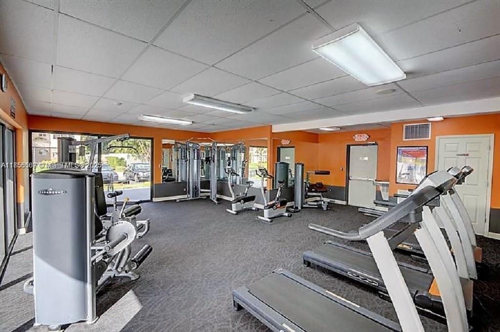 502 1 / 2 775 sq. ft. $ 2025-08-14 0 Photo