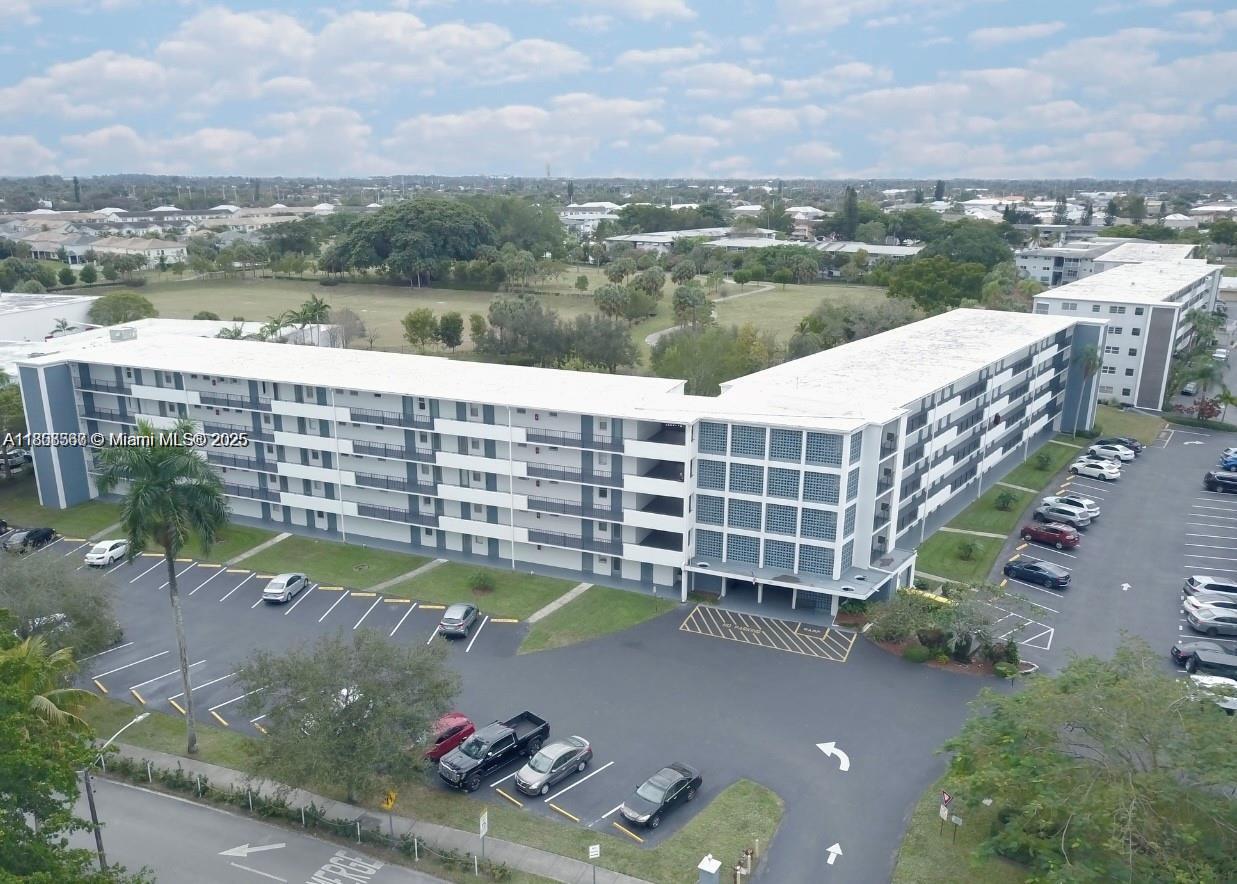 502 1 / 2 775 sq. ft. $ 2025-08-14 0 Photo