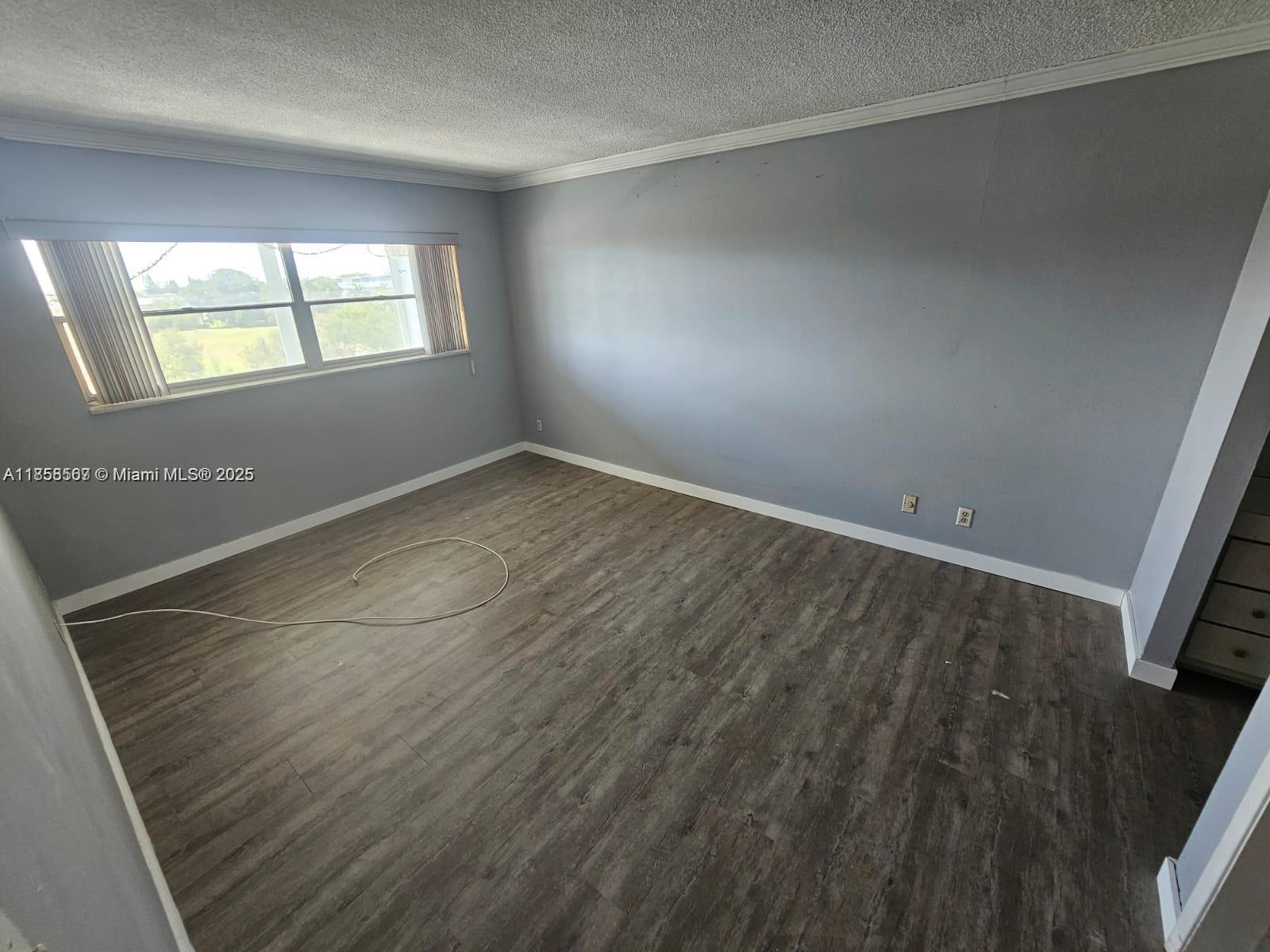 502 1 / 2 775 sq. ft. $ 2025-08-14 0 Photo