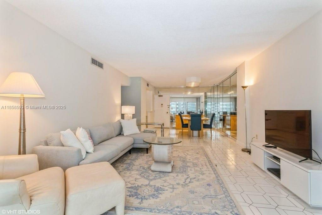 7G 2 / 2 1240 sq. ft. $ 2025-08-14 0 Photo