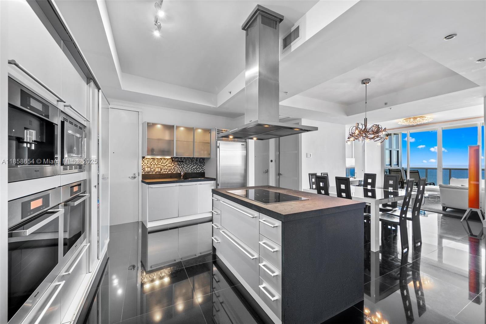 4306 2 / 3 1614 sq. ft. $ 2025-08-14 0 Photo