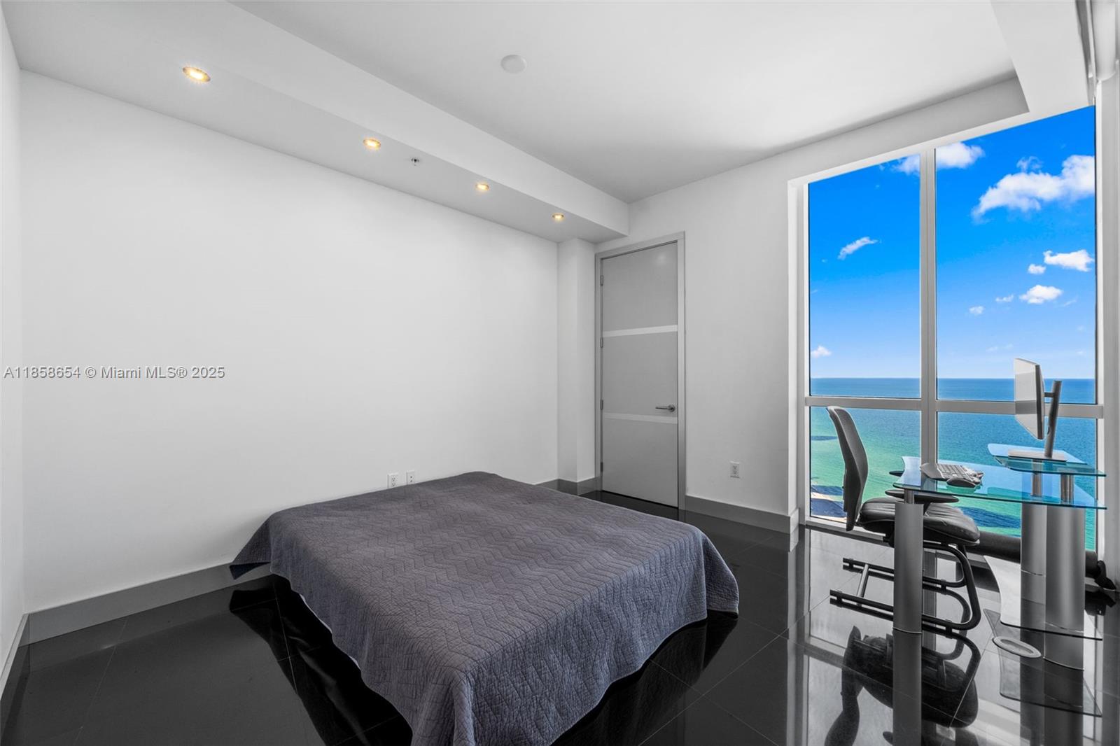 4306 2 / 3 1614 sq. ft. $ 2025-08-14 0 Photo
