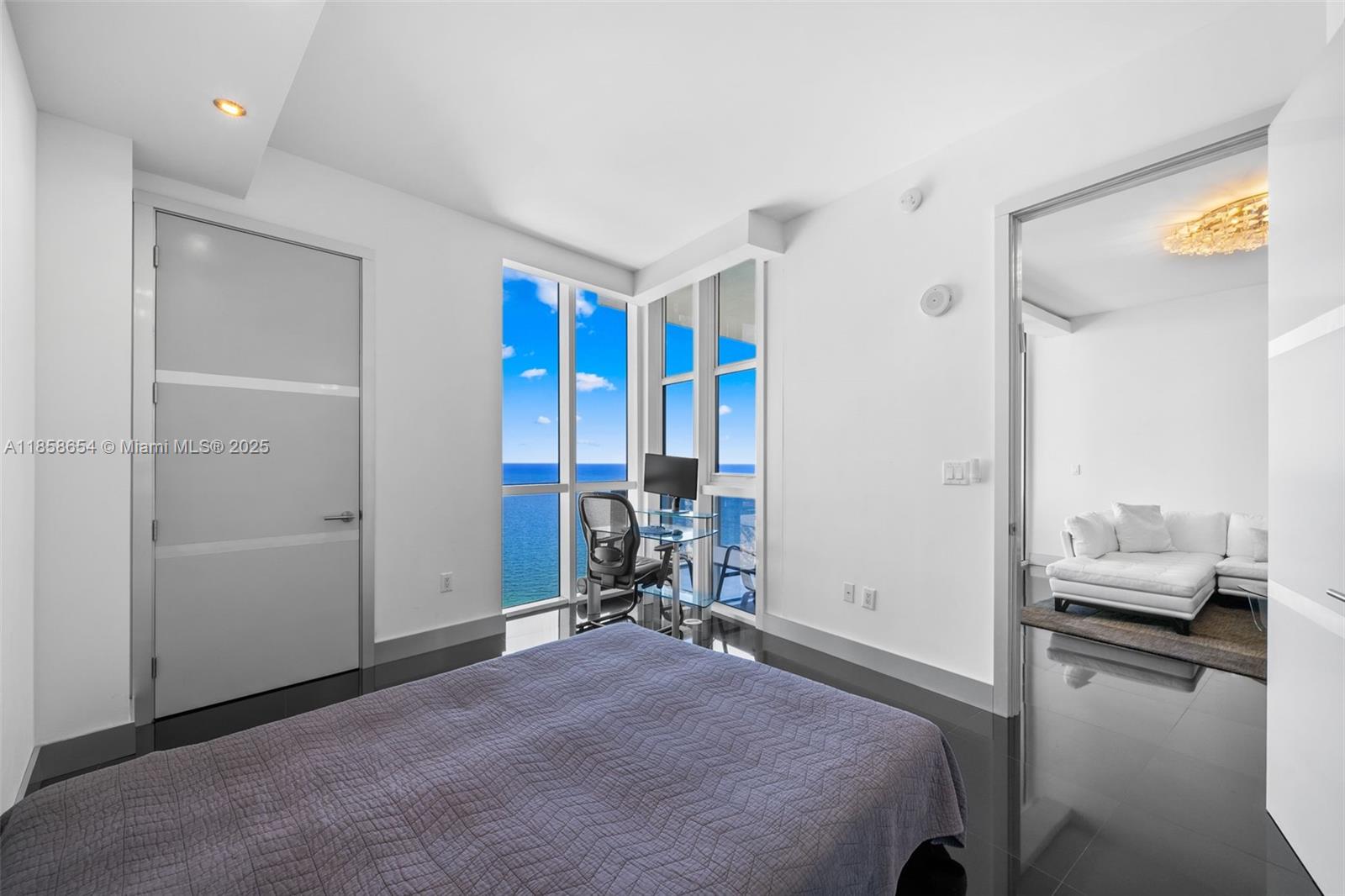 4306 2 / 3 1614 sq. ft. $ 2025-08-14 0 Photo