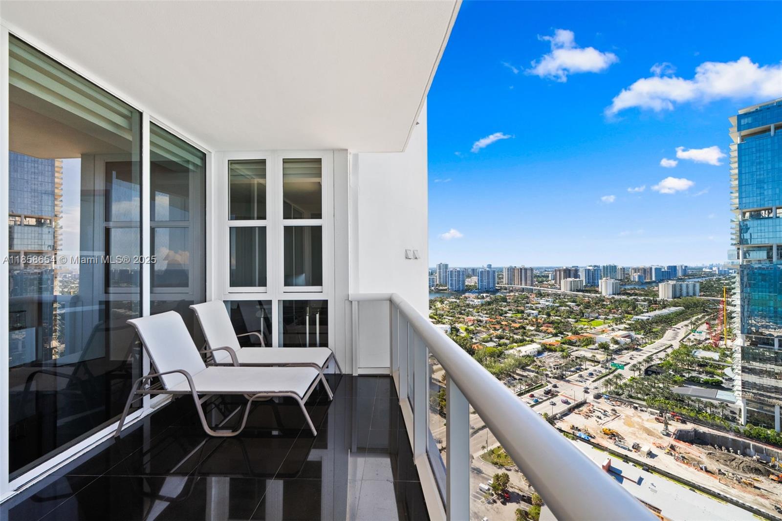 4306 2 / 3 1614 sq. ft. $ 2025-08-14 0 Photo