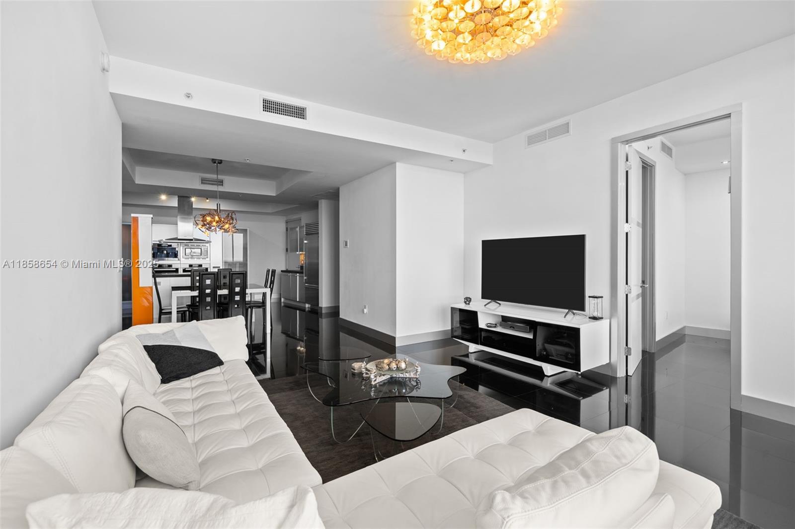 4306 2 / 3 1614 sq. ft. $ 2025-08-14 0 Photo