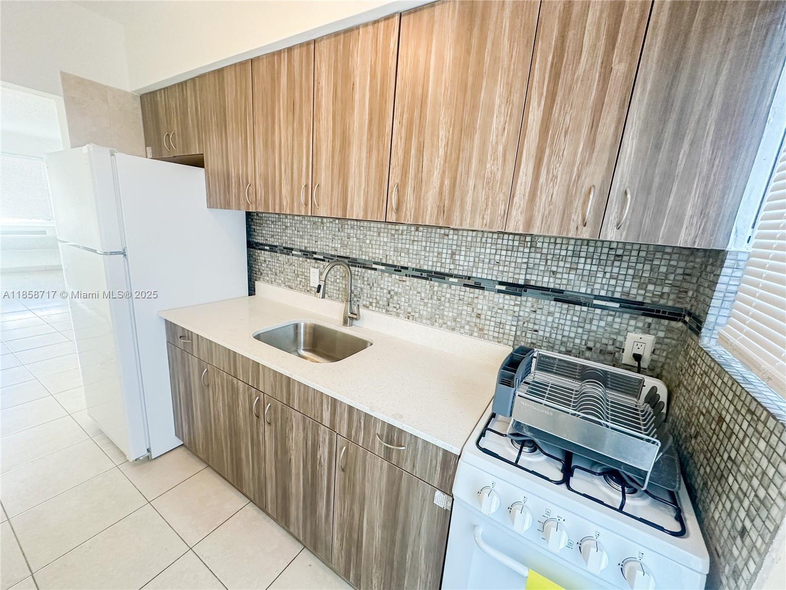   /   sq. ft. $ 2025-08-14 0 Photo