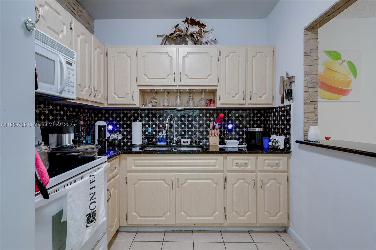   /  4353 sq. ft. $ 2025-08-14 0 Photo