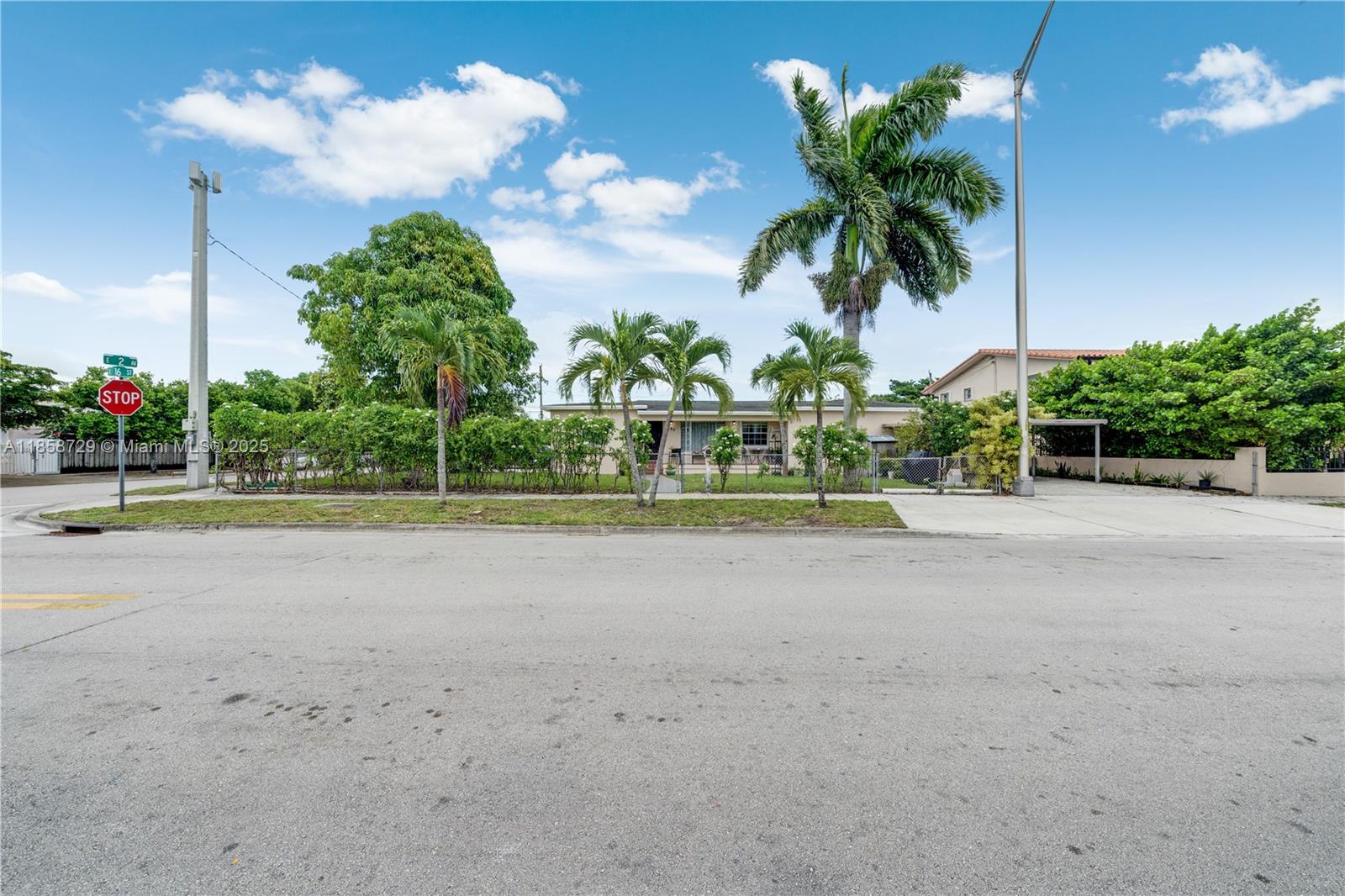   /  4353 sq. ft. $ 2025-08-14 0 Photo