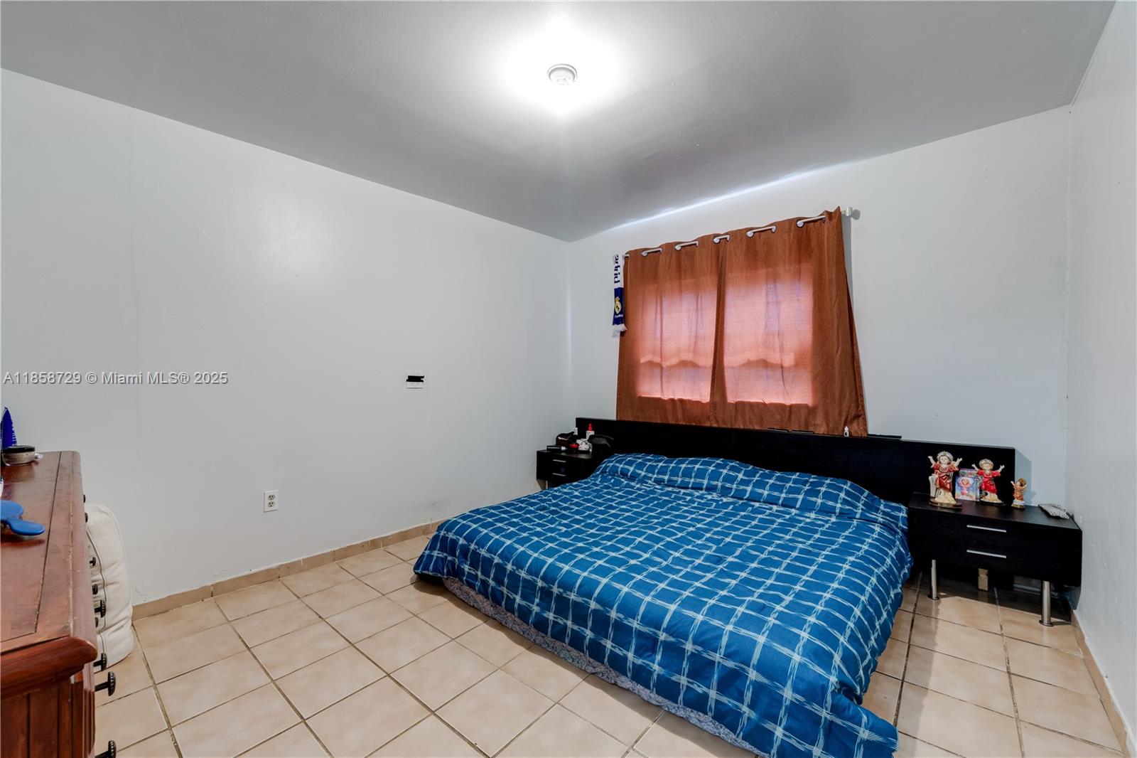   /  4353 sq. ft. $ 2025-08-14 0 Photo