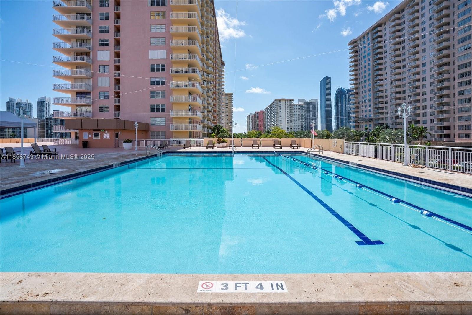 1612 2 / 2 1087 sq. ft. $ 2025-08-14 0 foto