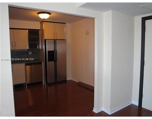 1612 2 / 2 1087 sq. ft. $ 2025-08-14 0 foto
