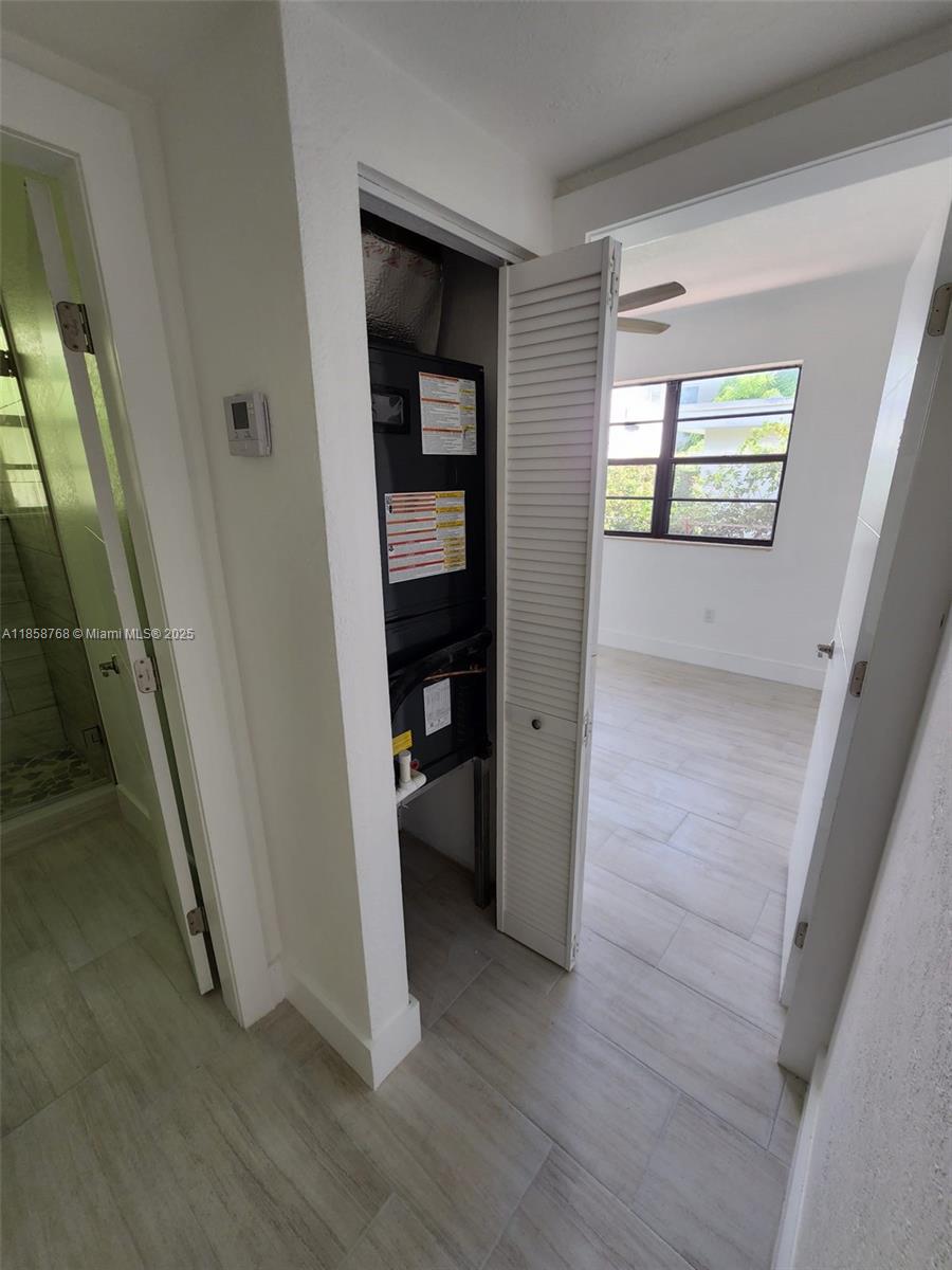 See details / 3425 sq. ft. $ 2025-08-14 0 Photo