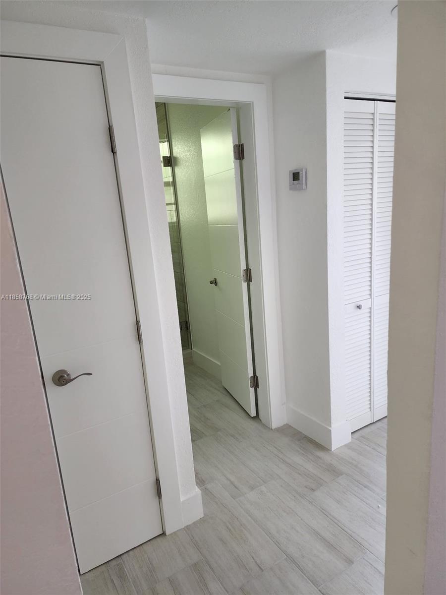 See details / 3425 sq. ft. $ 2025-08-14 0 Photo