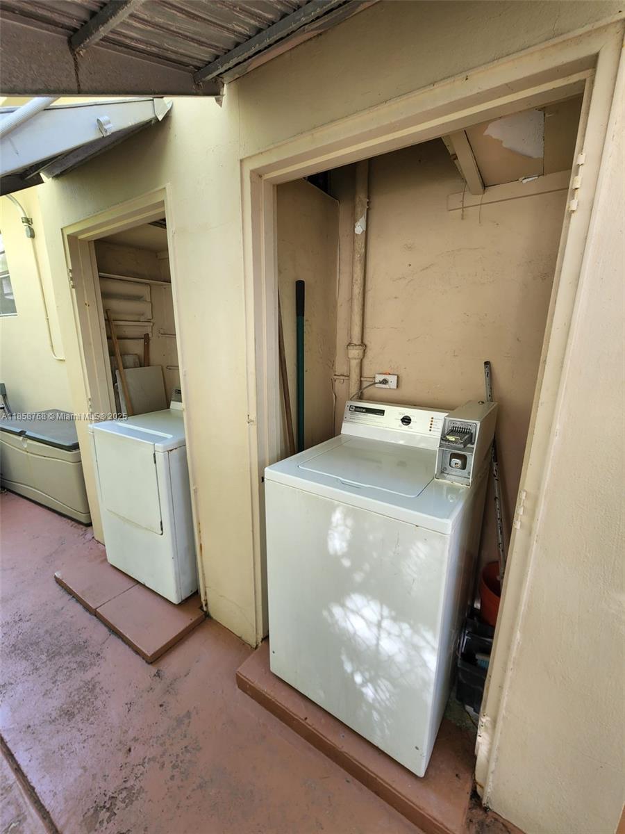 See details / 3425 sq. ft. $ 2025-08-14 0 Photo