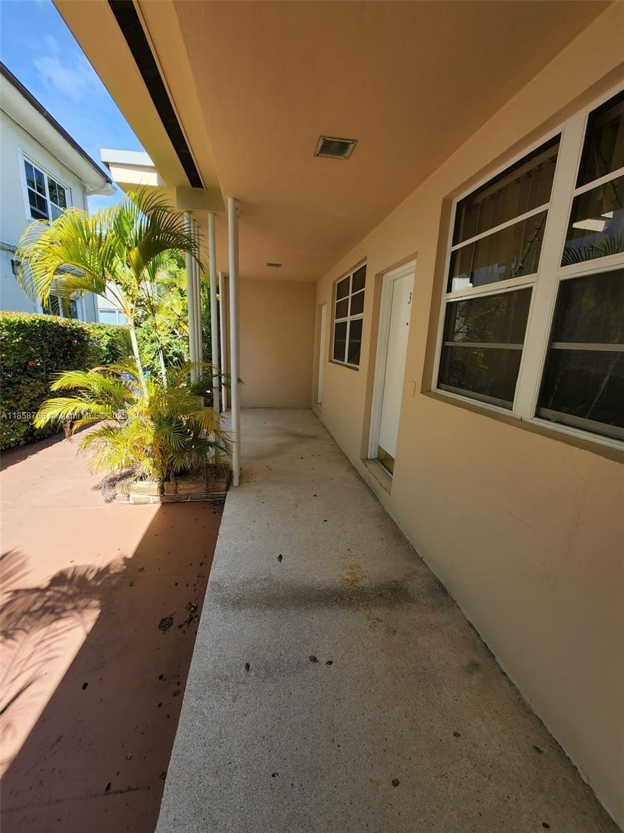 See details / 3425 sq. ft. $ 2025-08-14 0 Photo