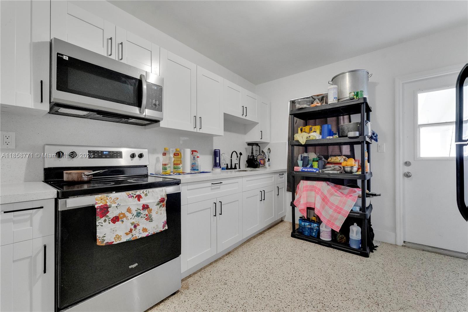 See details / 1752 sq. ft. $ 2025-08-14 0 Photo