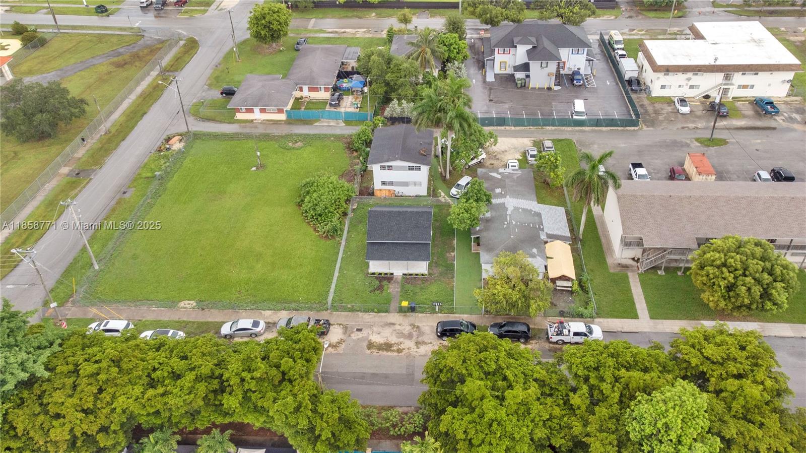 See details / 1752 sq. ft. $ 2025-08-14 0 Photo