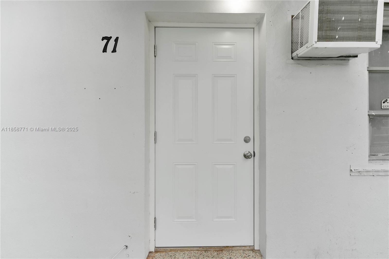 See details / 1752 sq. ft. $ 2025-08-14 0 Photo