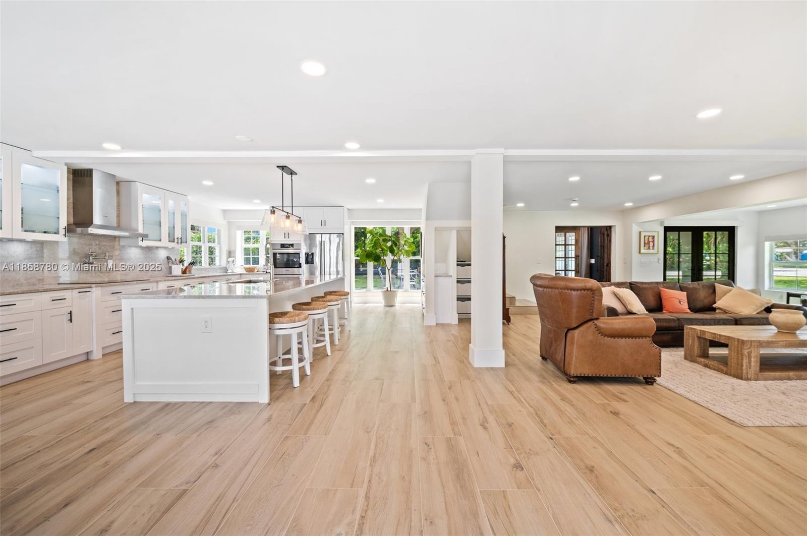   /  3443 sq. ft. $ 2025-08-14 0 Photo