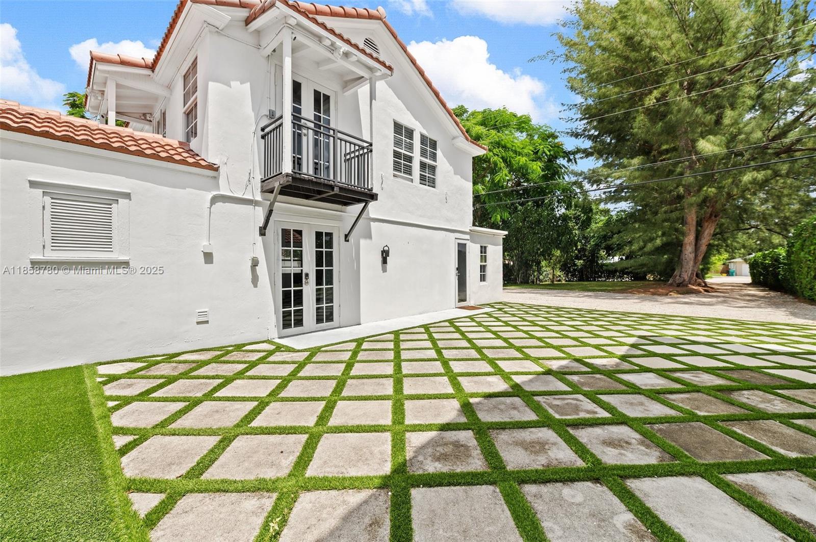   /  3443 sq. ft. $ 2025-08-14 0 Photo